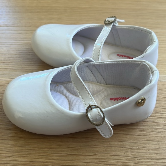 Pinokio White Patent Mary Janes Size 23 EUR/21 BRA - Picture 7 of 9